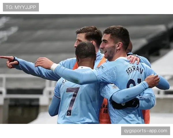 沃特金斯接班凯恩的中锋角色与战术适配性分析